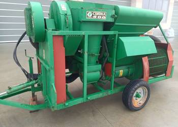 Kombajn do orzechów FACMA 300, zbieraczka