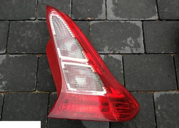 CITROEN C4 3D LAMPA PRAWY TYŁ