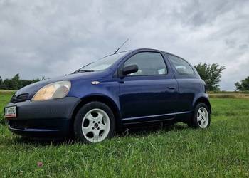 Toyota yaris 1.0 benzyna w super stanie długie opłaty
