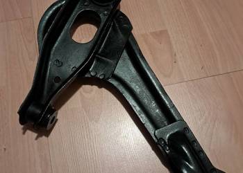 Wahacz górny lewy Fiat 125p