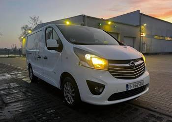 Opel Vivaro 1,6 CDTI 2016 L1H1 bezwypadkowy z hakiem pełna fv 23%