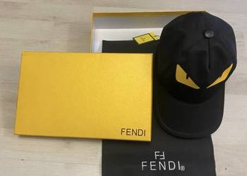 Czapka Fendi