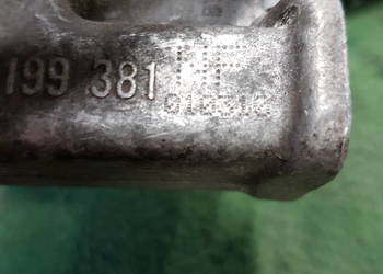 AUDI A4 B8 A5 Q5 3.0 TDI PODUSZKA SILNIKA 8K0199381NF