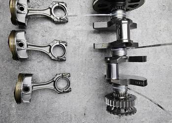 Ducati multistrada V4S wał panewki koło magnesowe zamachowe