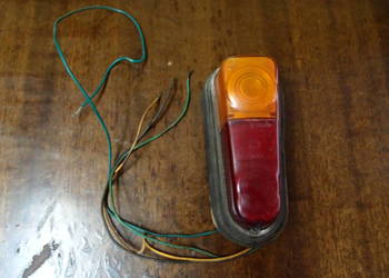 Lampa tylna syrena 105