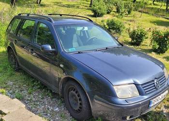 Syndyk sprzedasamochód osobowy marki: Volkswagen Bora z 2001 roku