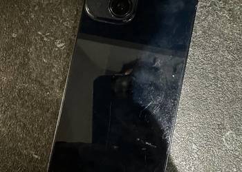 iPhone 13 na części