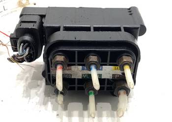 ROZDZIELACZ ZAWIESZENIA A2513200058