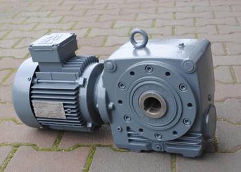 Motoreduktor kątowy 1.1kw. 20obr./min. firmy SEW