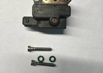 Regulator ciśnienia wtrysku paliwa Audi 100 C4 2437020009