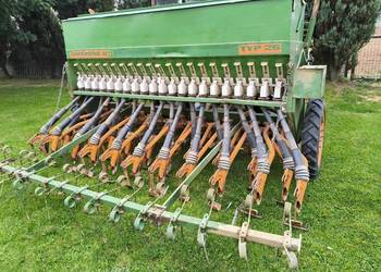 Siewnik zbożowy Amazone D7