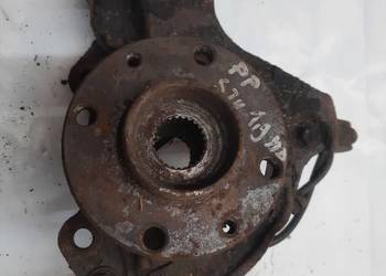 Fiat Stilo  1,9 JTD piasta zwrotnica prawa ABS