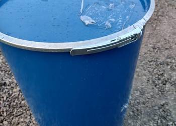 Sprzedam beczki metalowe