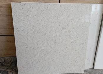 Płytka z konglomeratu kwarcowego BEIGE DUNA 60x60x2 poler