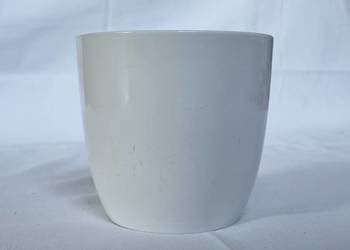 Biała ceramiczna doniczka/osłonka – bez odpływu *