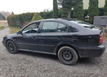 sprzedam  Octavię  1.8B.g,bogate wyposażenie