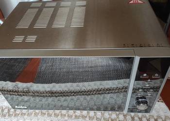 Sprzedam kuchenkę mikrofalową Amica 23L z grillem