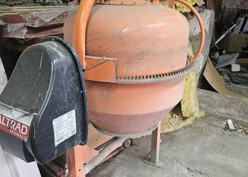 Betoniarka altrad 0.9 kw 230 v
