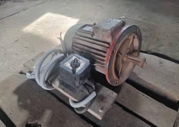 Silnik elektryczny trójfazowy 5,5 kW, kołnierzowy