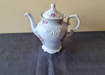 Porcelanowy dzbanek z FP Wawel - PRL. Porcelanowy dzbanek z FP Wawel - PRL.