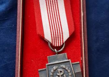 Krzyż Armii Krajowej + pudełko