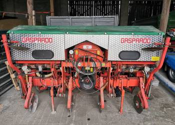 Siewnik kukurydzy Gaspardo MT4 ROWS talerzowy