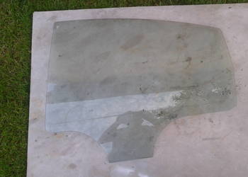 Passat B-5 szyba drzwi lewy tyl oryginal VW Passat B-5 szyba drzwi lewy tyl oryginal VW