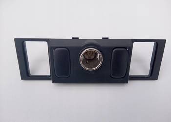 PANEL ŚRODKOWY ZAPALNICZKA MITSUBISHI PAJERO SPORT