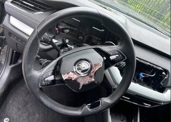 KIEROWNICA WIELOFUNKCYJNA LOPATKI SKODA OCTAVIA IV