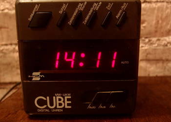 Radiobudzik CUBE niemieckiej firmy HCM