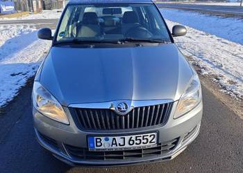 Lift bardzo ladne auto klimatyzacja 2komplety kół