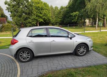 Toyota Auris 1.6    2008