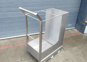 Wózek na kije wędzarnicze - Pionowo