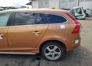ĆWIARTKA BŁOTNIK LEWY TYŁ VOLVO V60 704 VIBRANT COPPER