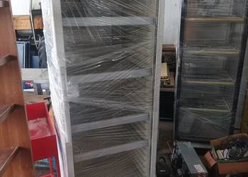 Chłodziarka lodówka szafa chłodnicza.