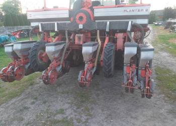 Siewnik pneumatyczny do kukurydzy Kuhn Planter 2