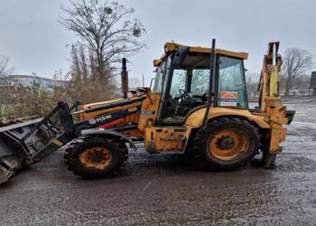 Syndyk sprzeda koparko-ładowarkę HSW 9,5