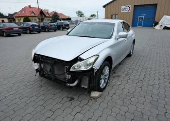 INFINITI M30D 2013 / 2993,00 ccm / 238 KM