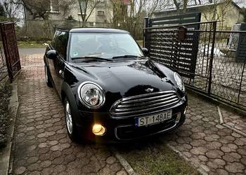 MINI ONE 2012