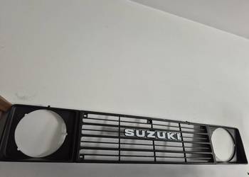 Grill suzuki i Emblemat suzuki samurai oryginalny na grill atrapa chlodnicy
