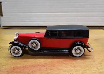 Duesenberg J z 1931, Solido 1:43