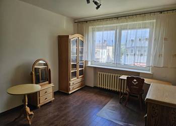 Drewniane młodzieżowe meble