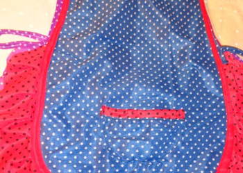 fartuszek dziecięcy nowy do 6 lat