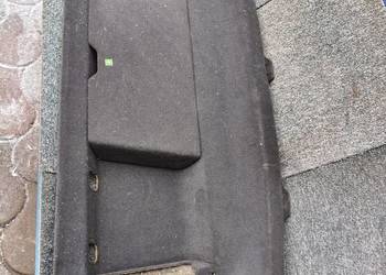 Mercedes W124 tylna półka czarna sedan pod zagłówki