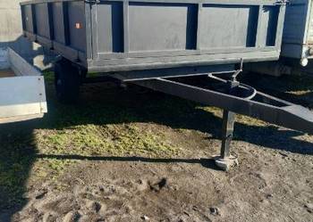 Przyczepa jednoosiowa wywrotka na trzy strony