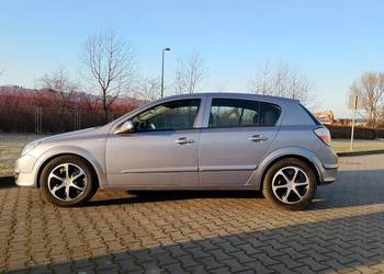 Opel astra h