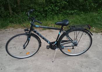 Nowy rower trekkingowy