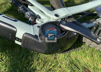 Osłona karbonowa pod silnik bosch cx for focus sam2 - jam2 2023