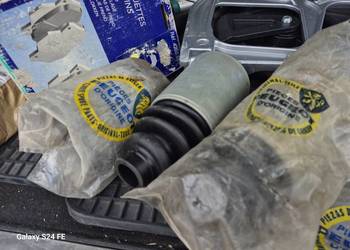 Peugeot 504, 505 nowe oryginalne osłony półosi