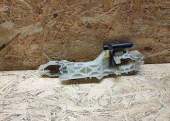 Stelaż Mocowanie Klamki Prawy Przód Kia Picanto II Stelaż Mocowanie Klamki Prawy Przód Kia Picanto II